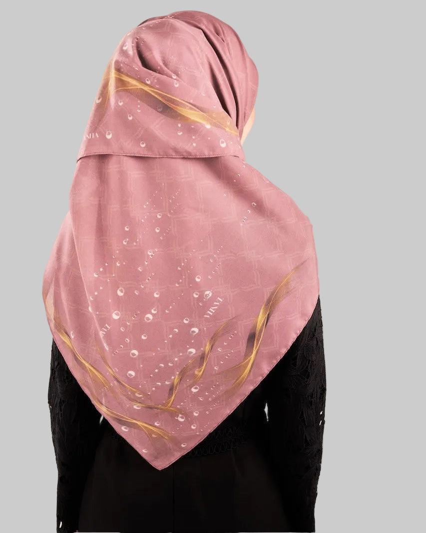 Dedikasi in Antique Rose