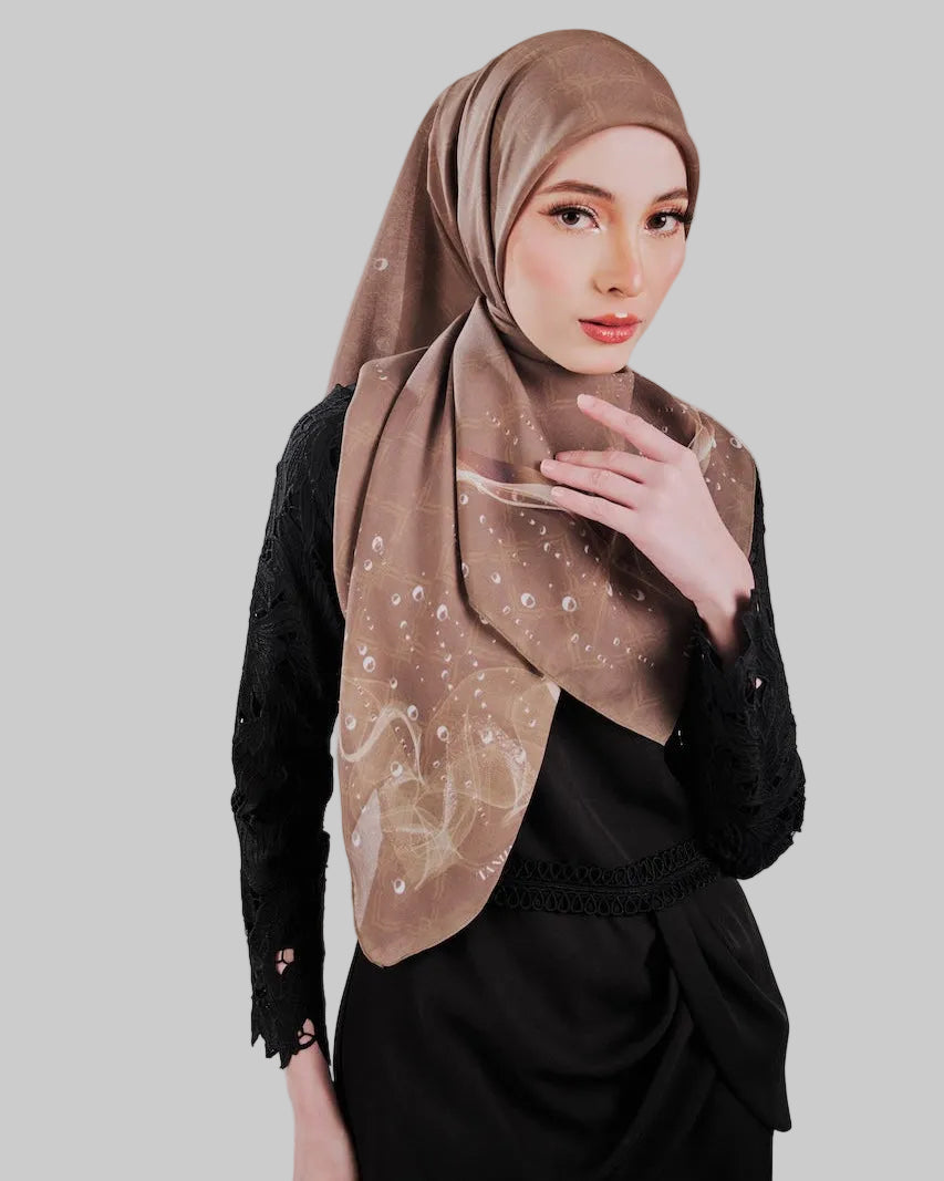 Dedikasi in Cocoa Brown