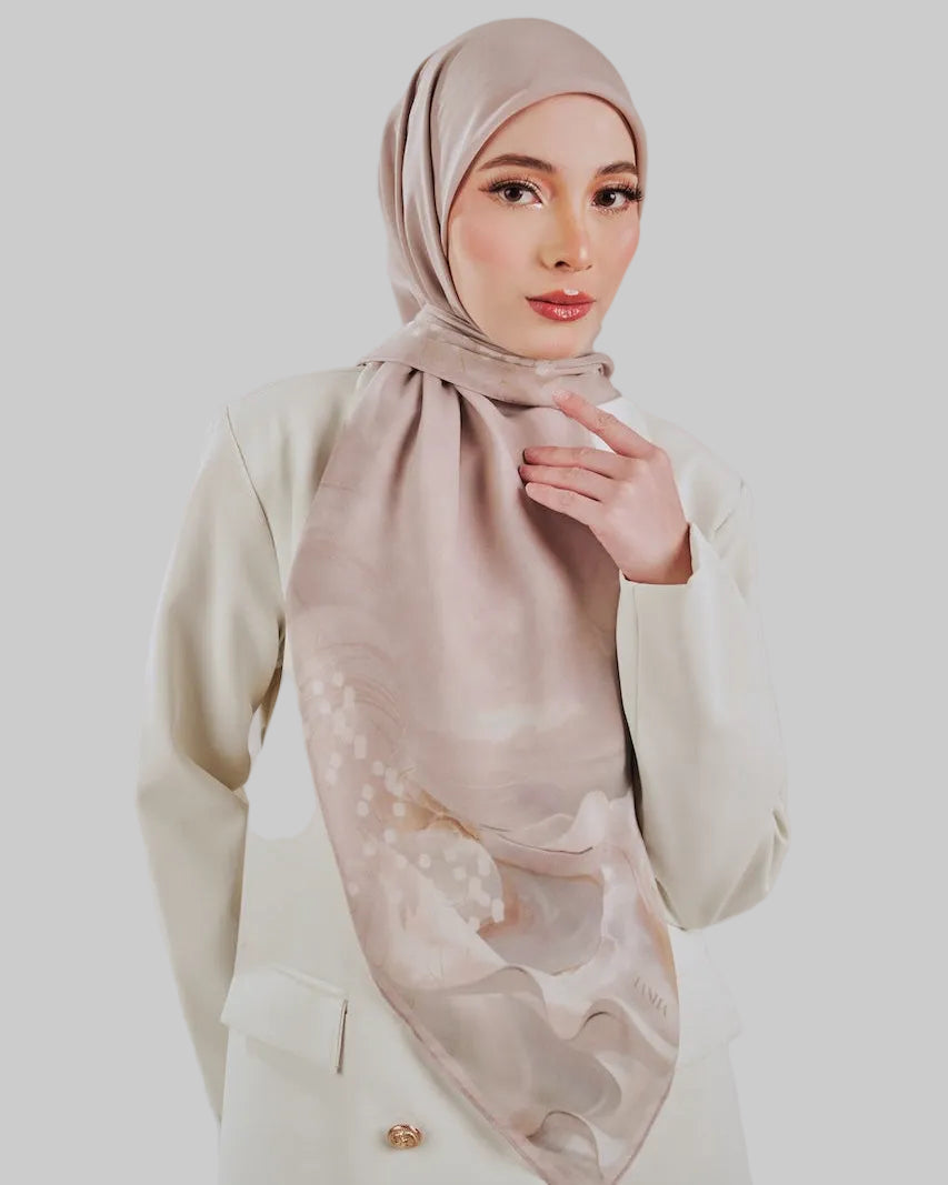 Semangat in Dusty Pearl