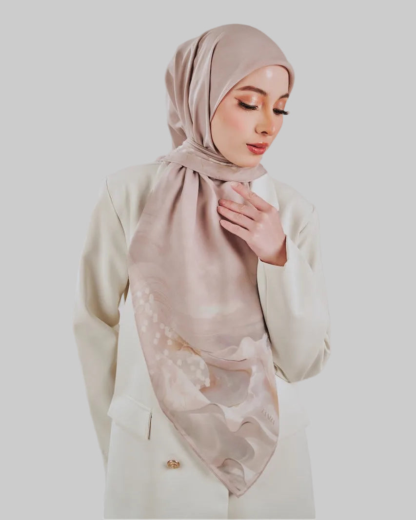Semangat in Dusty Pearl