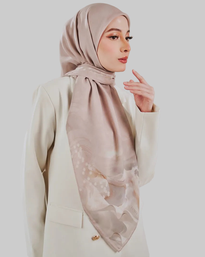 Semangat in Dusty Pearl