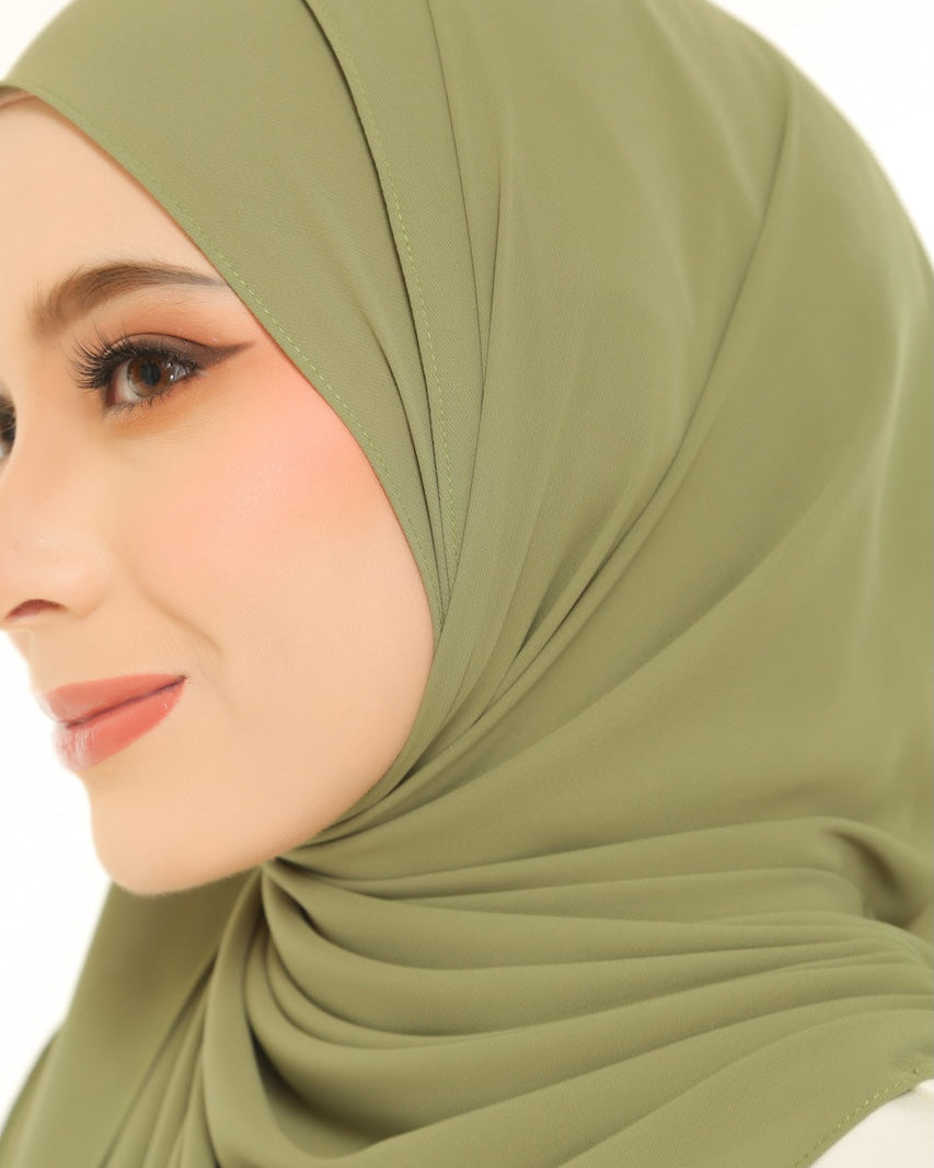 Classic Shawl in Soft Green