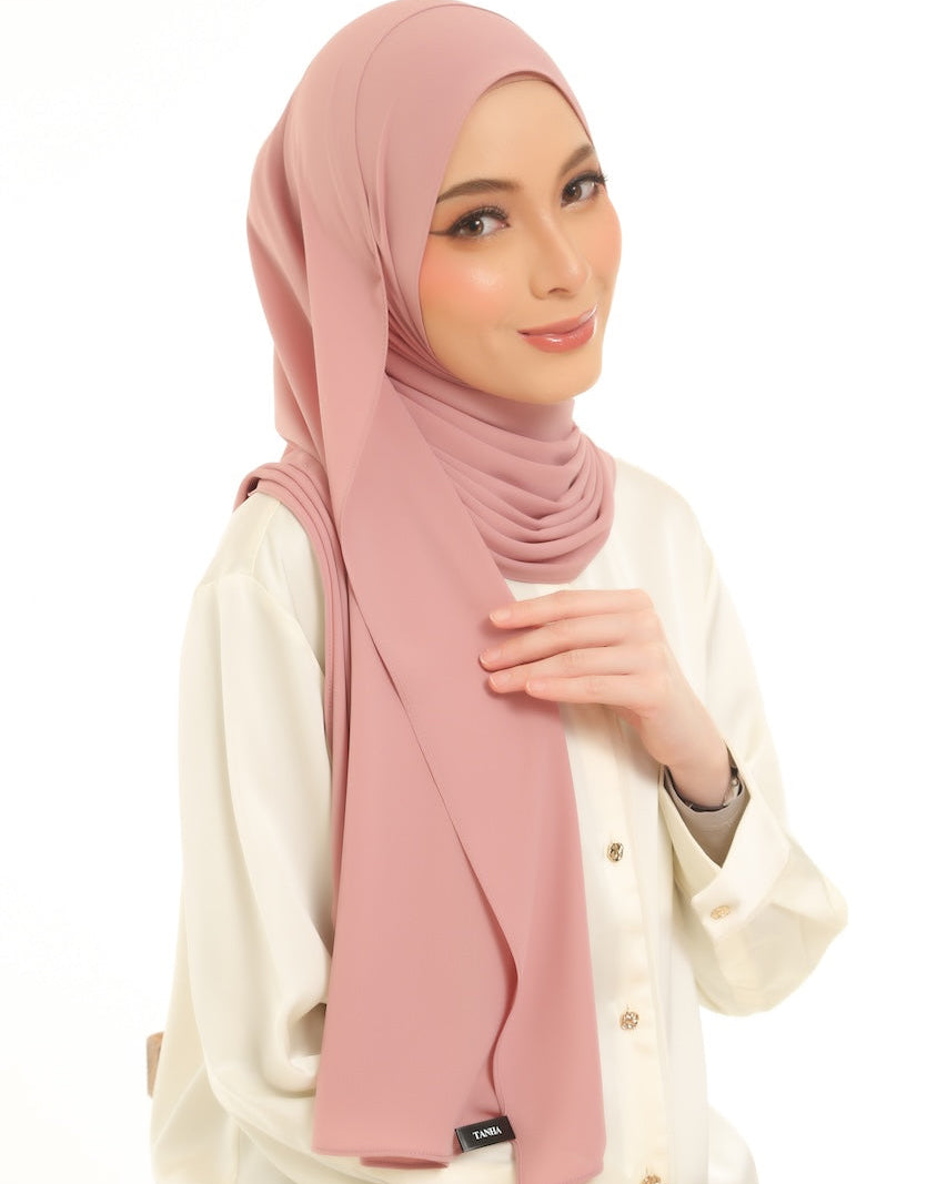 Classic Shawl in Soft Pink